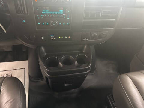 2017 Chevrolet Express LS 2500
