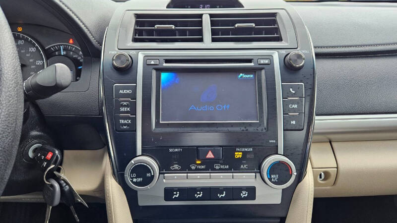 2012 Toyota Camry LE