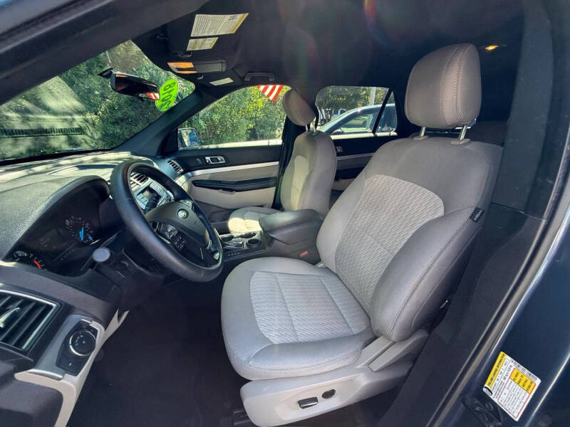 2018 Ford Explorer