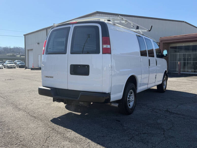 2019 Chevrolet Express 2500
