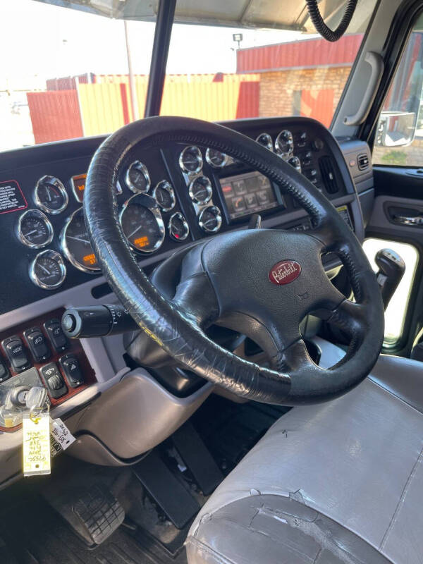 2014 Peterbilt 388