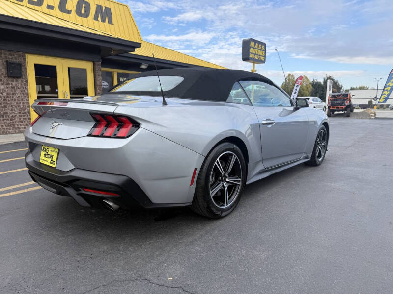 2024 Ford Mustang EcoBoost Premium