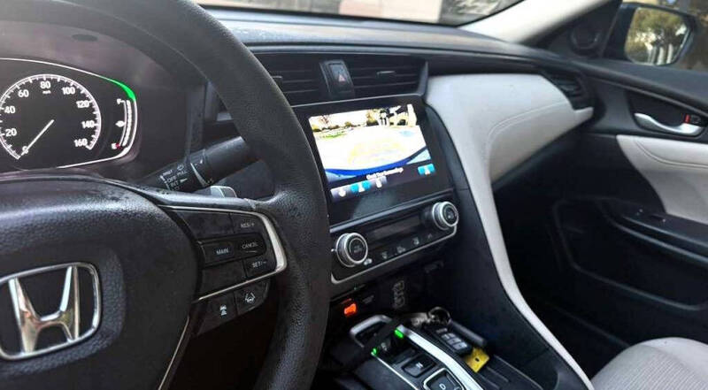 2022 Honda Insight EX