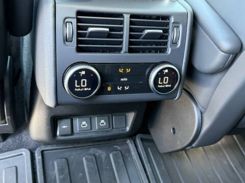 2024 Land Rover Discovery P360 Metropolitan