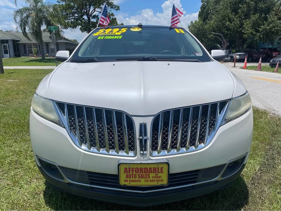 White 2011 Lincoln MKX Base 4dr SUV 10