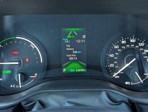 2023 Toyota Sienna LE 8-Passenger