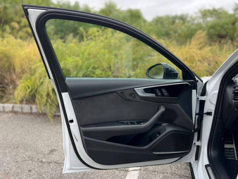 2023 Audi S4 3.0T quattro Premium Plus