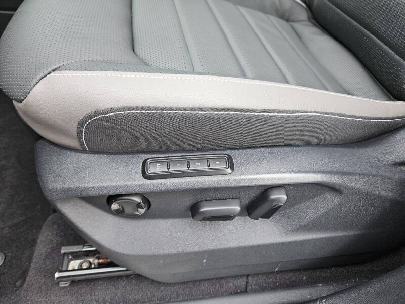 2020 Volkswagen Atlas Cross Sport V6 SEL Premium R-Line 4Motion