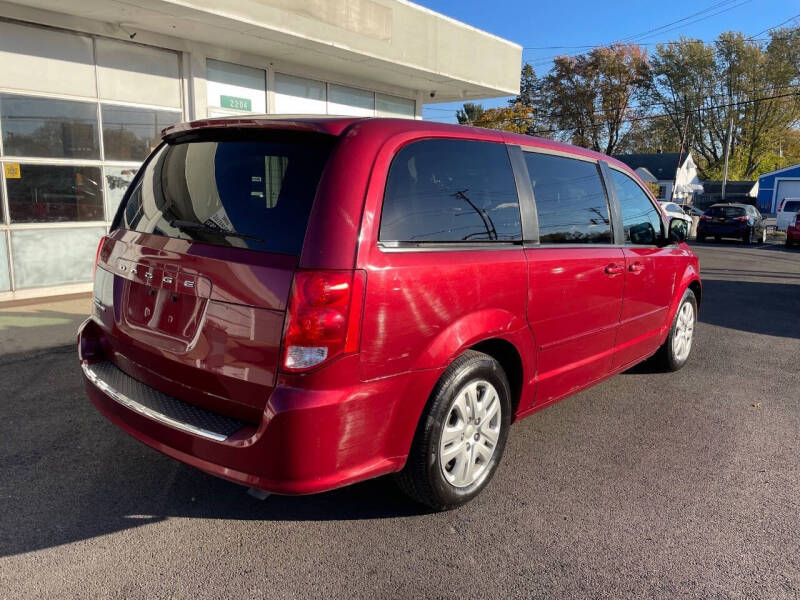 2016 Dodge Grand Caravan SE