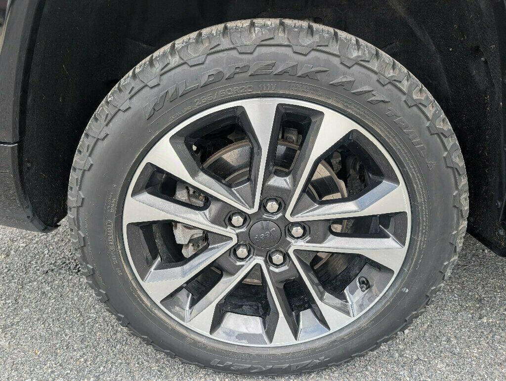 2021 Jeep Grand Cherokee L 12