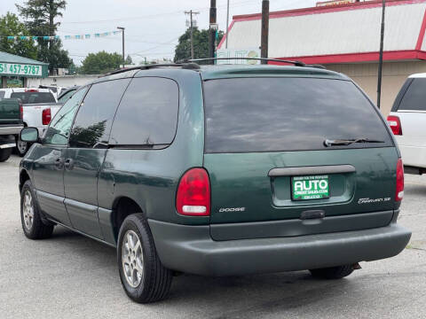 1997 Dodge Grand Caravan SE