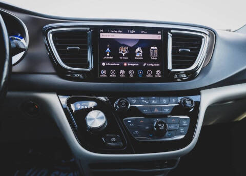 2019 Chrysler Pacifica Touring L Plus