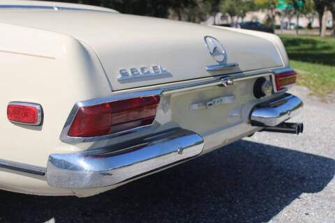 1968 Mercedes-Benz 280-Class