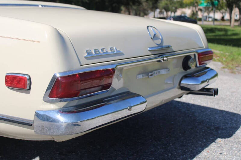 1968 Mercedes-Benz 280-Class
