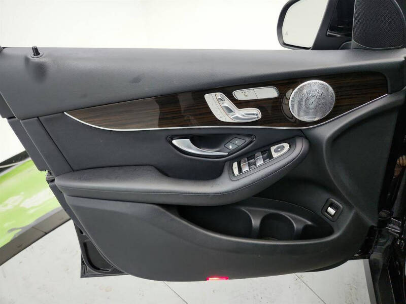 2016 Mercedes-Benz GLC GLC 300 4MATIC