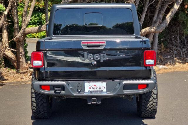 2023 Jeep Gladiator Sport S