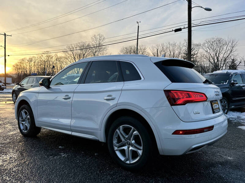 2018 Audi Q5 2.0T quattro Premium Plus