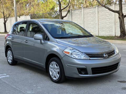 2011 Nissan Versa 1.8 S