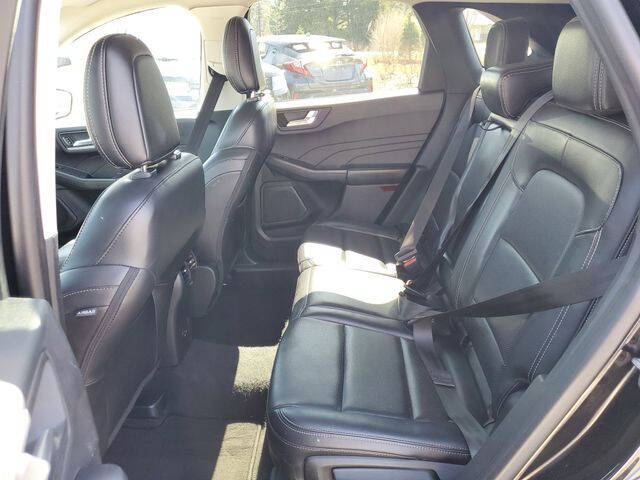 2021 Ford Escape SEL