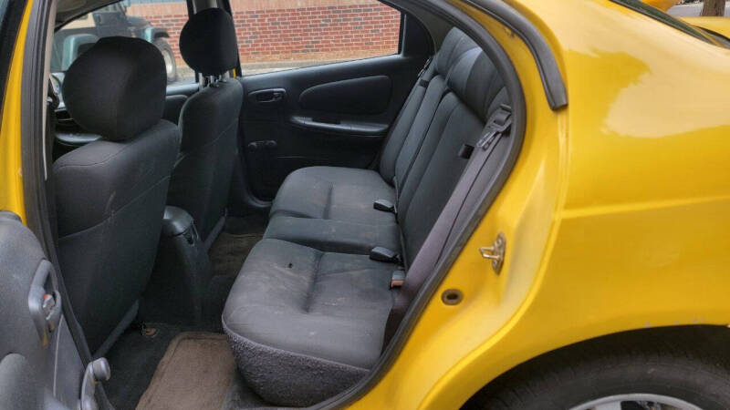 2004 Dodge Neon SXT