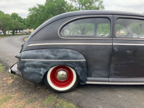 1946 Ford Deluxe