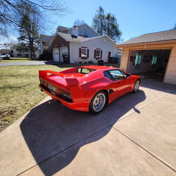 1993 De Tomaso Pantera