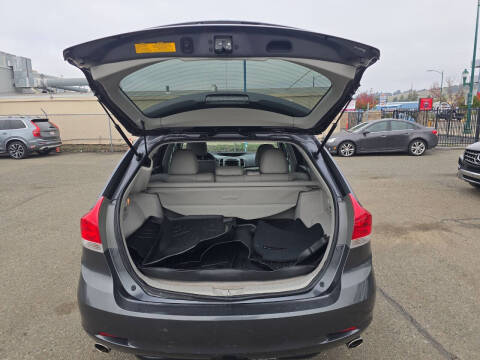 2011 Toyota Venza AWD V6