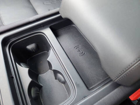 2022 Land Rover Defender 110 X-Dynamic HSE