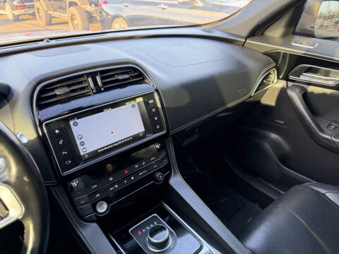 2017 Jaguar F-PACE S