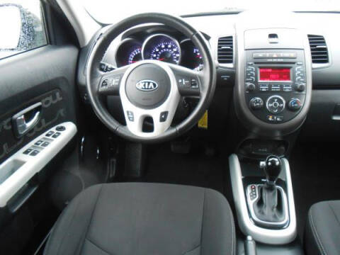 2012 Kia Soul +