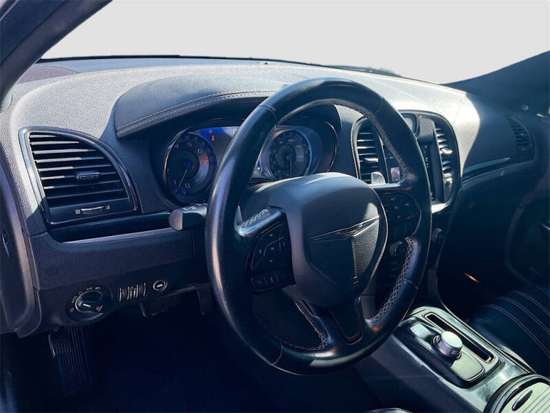 2022 Chrysler 300 S V6