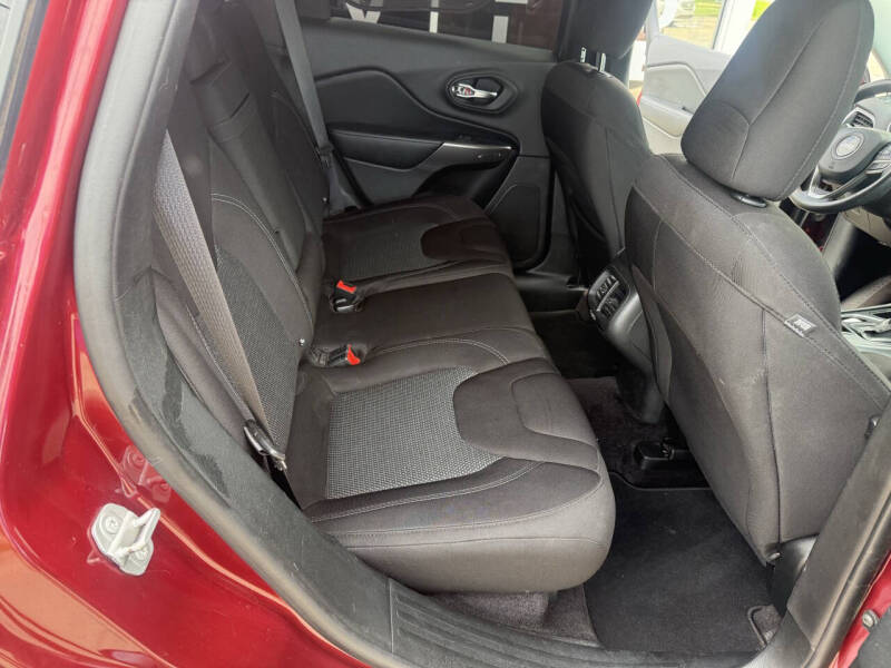 2019 Jeep Cherokee Latitude