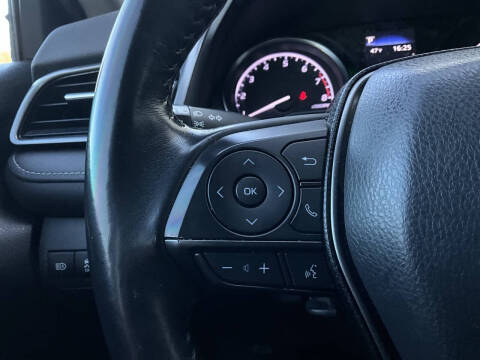 2022 Toyota Camry SE