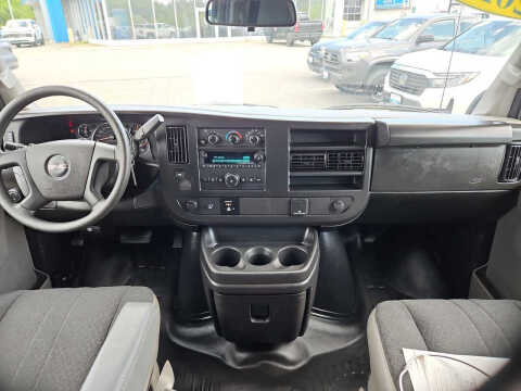 2024 GMC Savana 2500