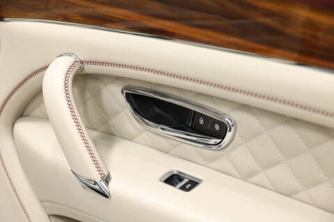 2020 Bentley Bentayga Hybrid