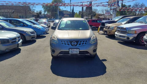 2011 Nissan Rogue for sale at EXPRESS CREDIT MOTORS in San Jose CA
