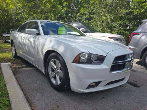 2012 Dodge Charger SE