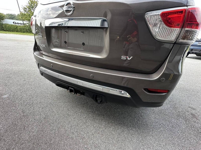 2016 Nissan Pathfinder S