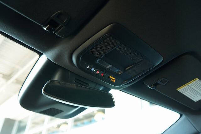 2025 Chevrolet Equinox EV LT 2