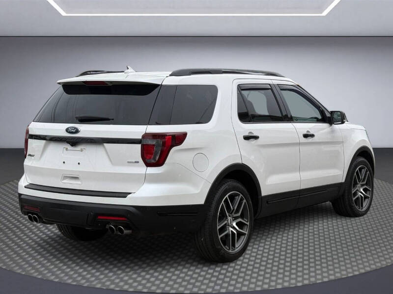 2018 Ford Explorer Sport