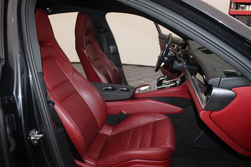 2018 Porsche Panamera