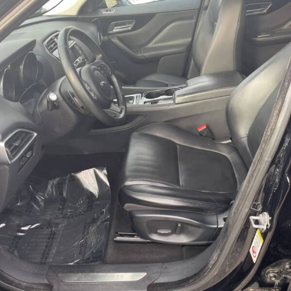 2017 Jaguar F-PACE 35t Premium