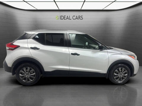 2020 Nissan Kicks S