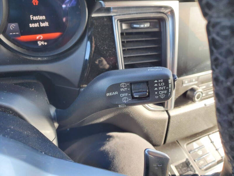 2017 Porsche Macan S