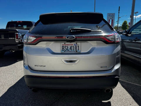 2016 Ford Edge SE