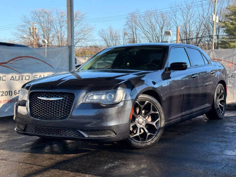 2019 Chrysler 300