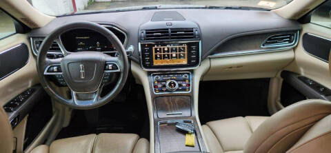 2017 Lincoln Continental Select