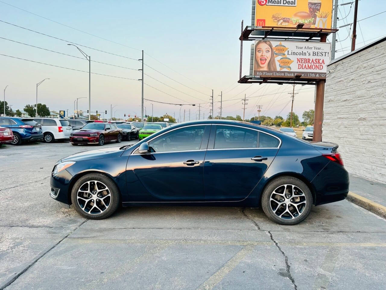 2016 Buick Regal Sport Touring photo 12