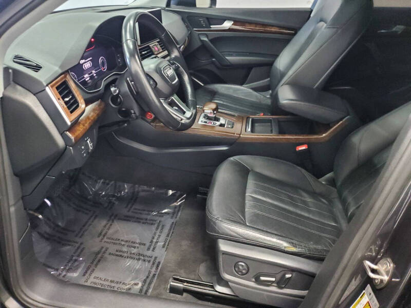 2018 Audi Q5 2.0T quattro Premium Plus