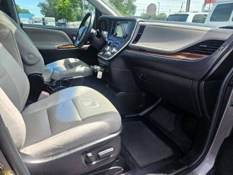 2015 Toyota Sienna